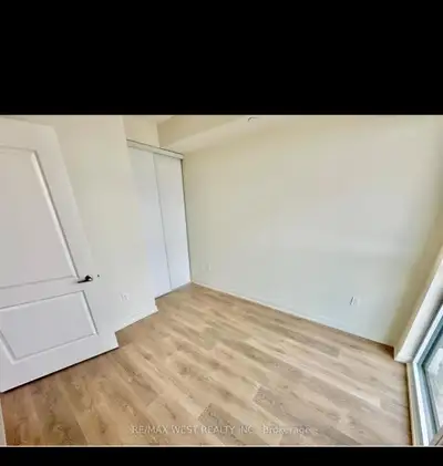 Room available in apartment