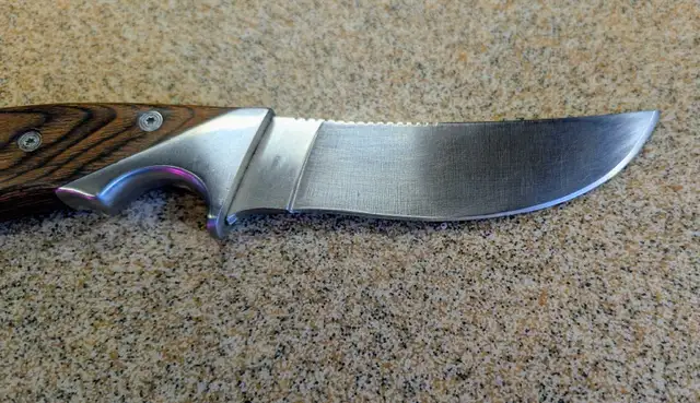 SOG woodline WD-01 large fixed blade knife with leather sheath in Fishing, Camping & Outdoors in Winnipeg - Image 8