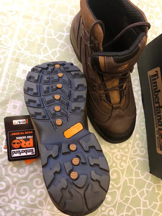 Timberland PRO Series WorkBoots in Men's Shoes in Mississauga / Peel Region - Image 5