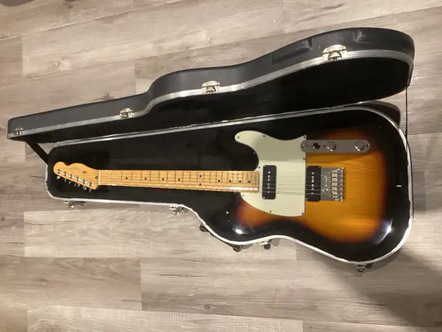 Fender Telecaster USA 2015 in Guitars in Longueuil / South Shore - Image 2
