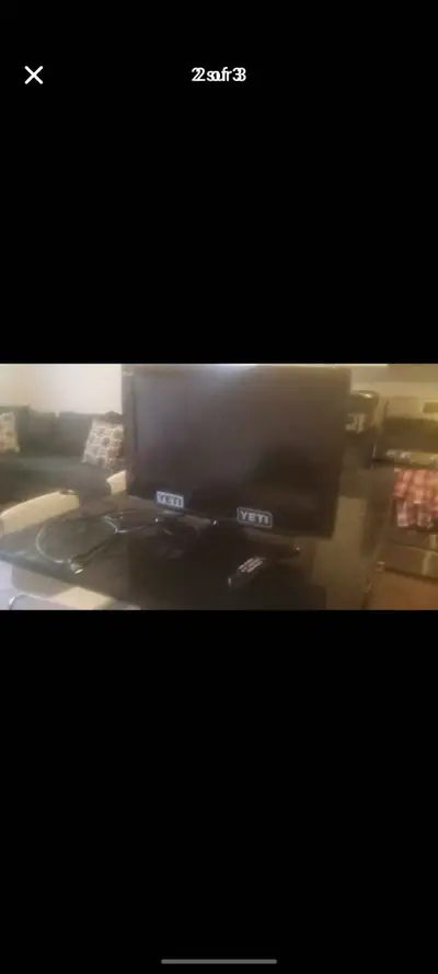Toshiba TV with CD-Drive, View more