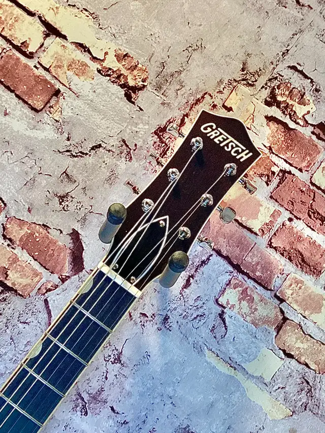 Gretsch 59 Vintage Select '59 Silver Jet™ with Bigsby in Guitars in Oakville / Halton Region - Image 6