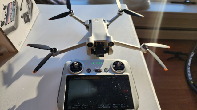 DJI Mini 3 Pro (DJI RC) – Lightweight and Foldable Camera Drone in General Electronics in City of Halifax