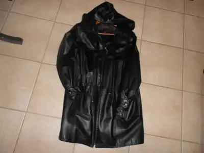 Ladies Hooded Leather "Danier" Jacket-SzXL  -  REDUCED, View more