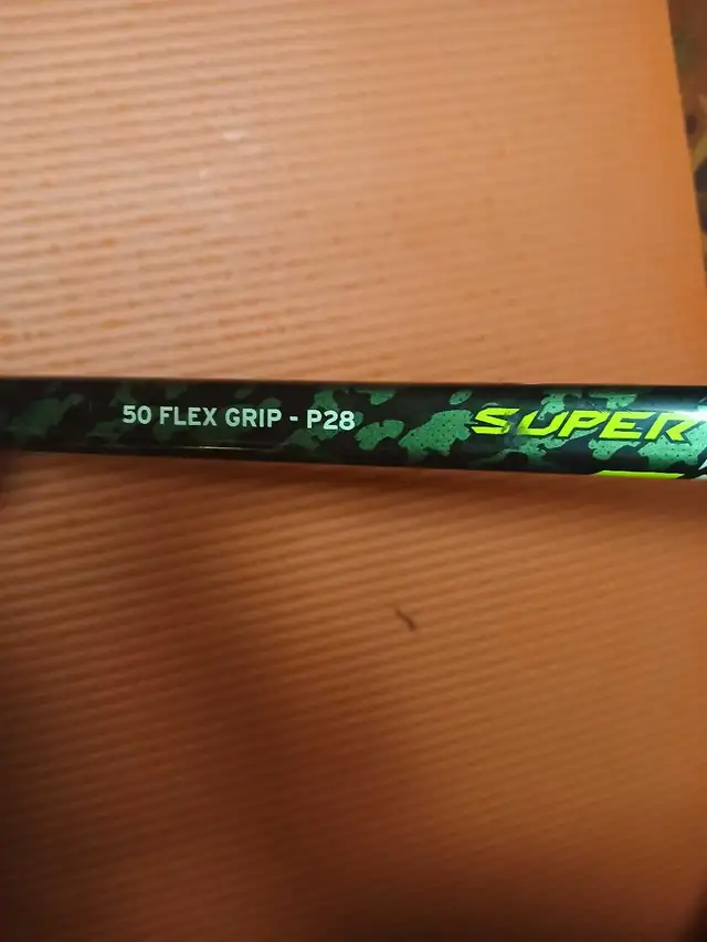 CCM hockey stick LH in Hockey in Winnipeg - Image 3