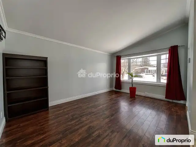 Maison à vendre 4 chambre 2 salles de bain in Houses for Sale in Laurentides - Image 8