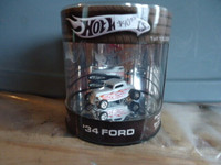 Hot Wheels Oil Can Ultra Rare '34 Ford (White)