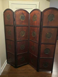 Great Condition Walnut Wood Room/privacy divider