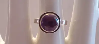VINTAGE 925 STERLING SILVER RING, View more