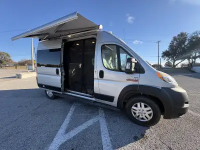 Best deal in the nation only 9k miles, clean title, perfect, most popular B class on the market. Thi...