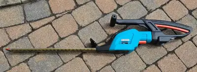 Gardena Accu Hedge Trimmer ErgoCut 48-Li, View more