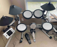 Sonic SE-502 e-drum kit w/ sticks