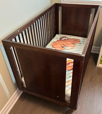 Oeuf SPARROW CRIB with Toddler conversion kit