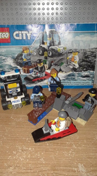 Lego CITY 60127 Prison Island Starter