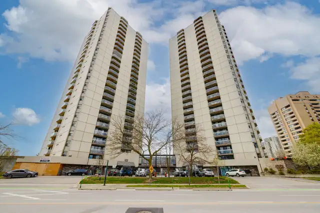 Just Listed - 2 Bedroom, 2 Bathroom Condo - Downtown London