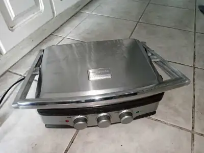Frigidaire Professional 5-in-1 Grill and Griddle, View more