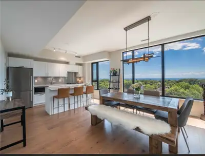 AMAZING PRIVATE  ULTRA LARGE WELL FURNISHED ROOM