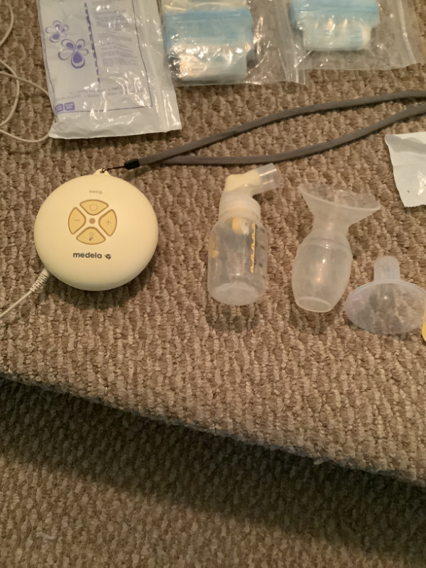Medela Pump in Feeding & High Chairs in St. Catharines - Image 2