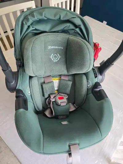 Uppababy ARIA Carseat , View more
