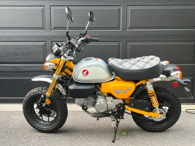 2023 Honda Monkey, daily riding, Honda original full synthetic oil every 2000 km, all original witho...