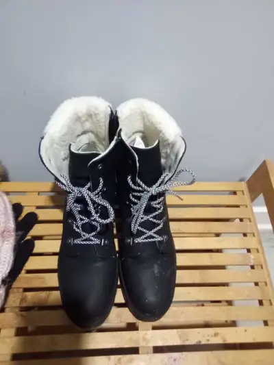 winter boots size 10 obo, View more