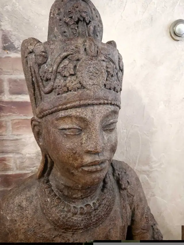 Statut en çiment  in Outdoor Décor in Granby - Image 3