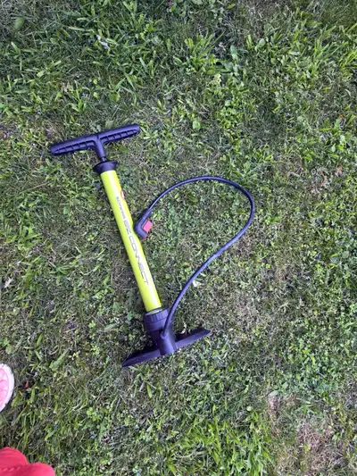 Schwinn EZ Connect Bike Floor Pump, View more