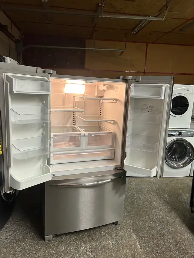Frigidaire French Door Refrigerator works great-30 days warranty in Refrigerators in Kitchener / Waterloo - Image 5