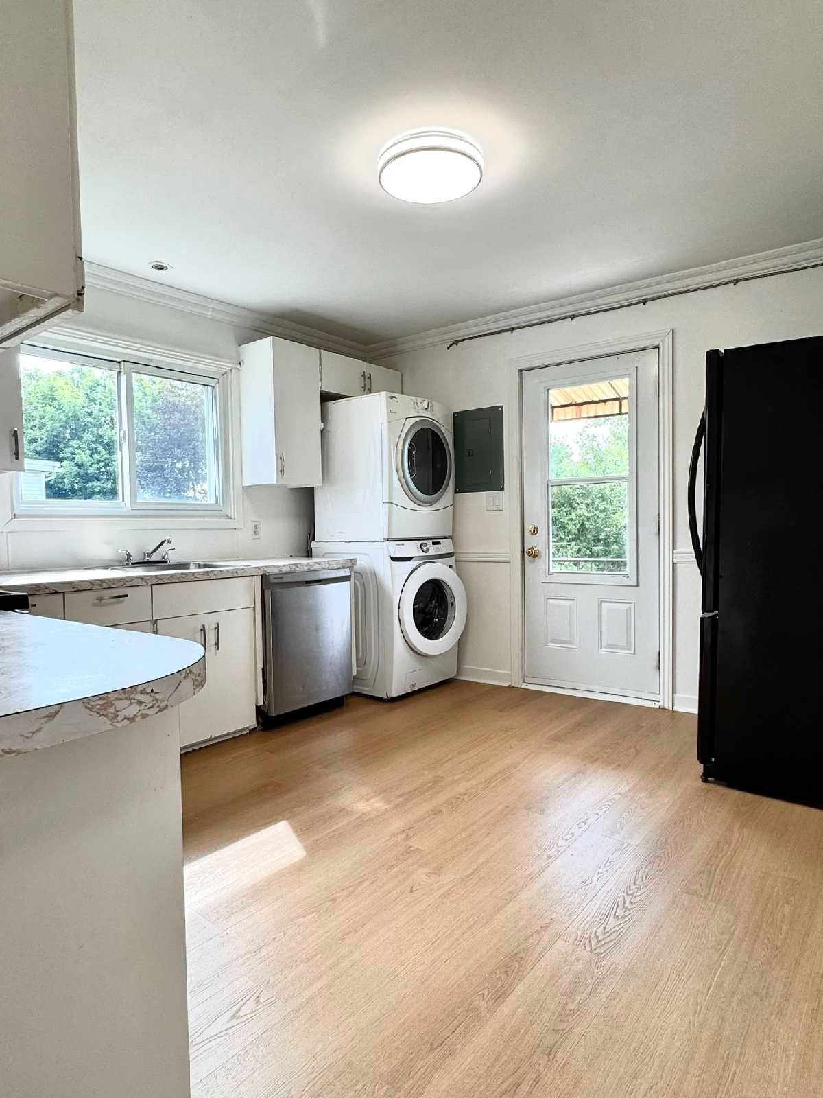 GRAND 5 ½ RÉNOVÉ | 3 CHAMBRES | VIEUX-LONGUEUIL — photo 2