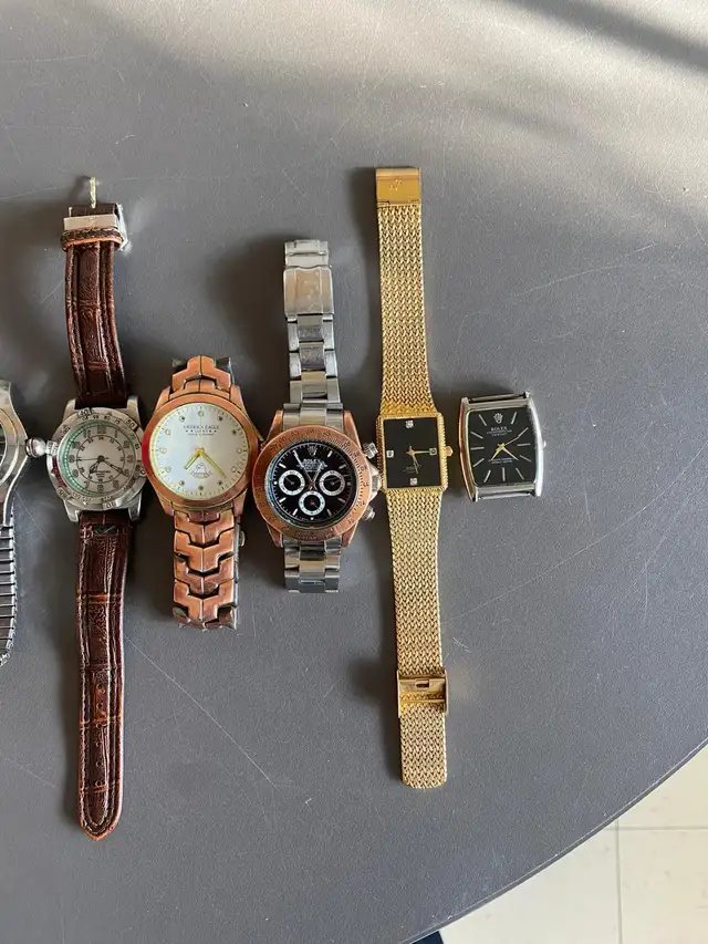 Watches in a good condition62863284923009123