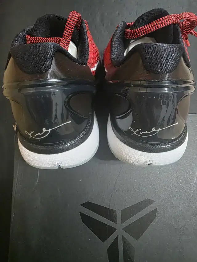 Kobe 6 All Star size 8 in Men's Shoes in Mississauga / Peel Region - Image 6