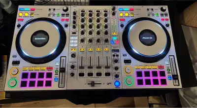 Pioneer DDJ-FLX10 DJ Controller + Carry Bag Mint Condition, View more