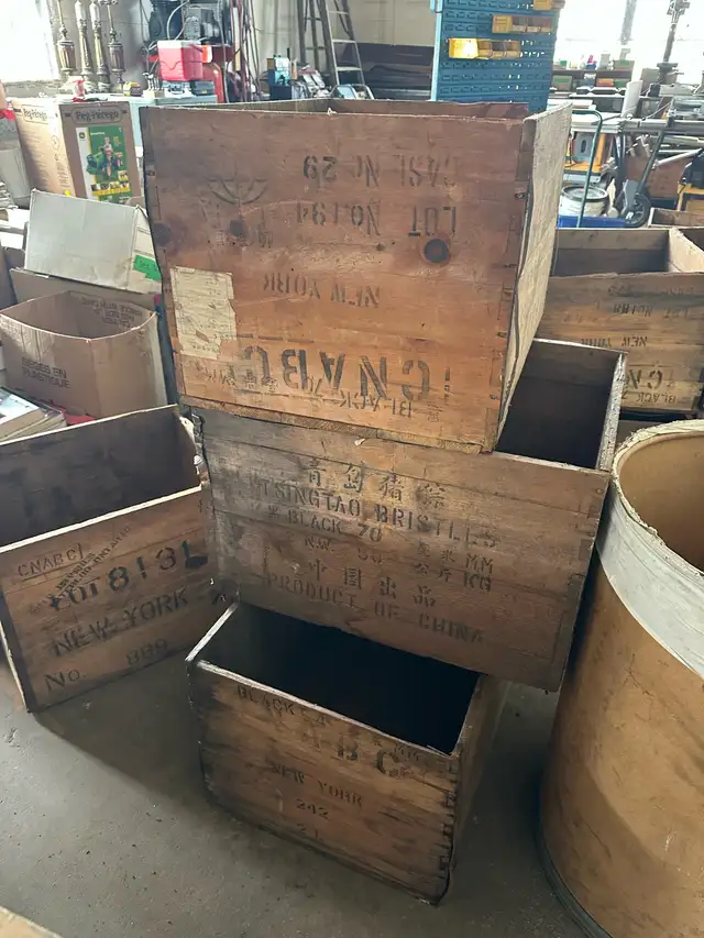 Wooden boxes546596694021918722
