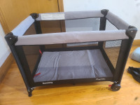Deluxe play and go complete play yard - play pen