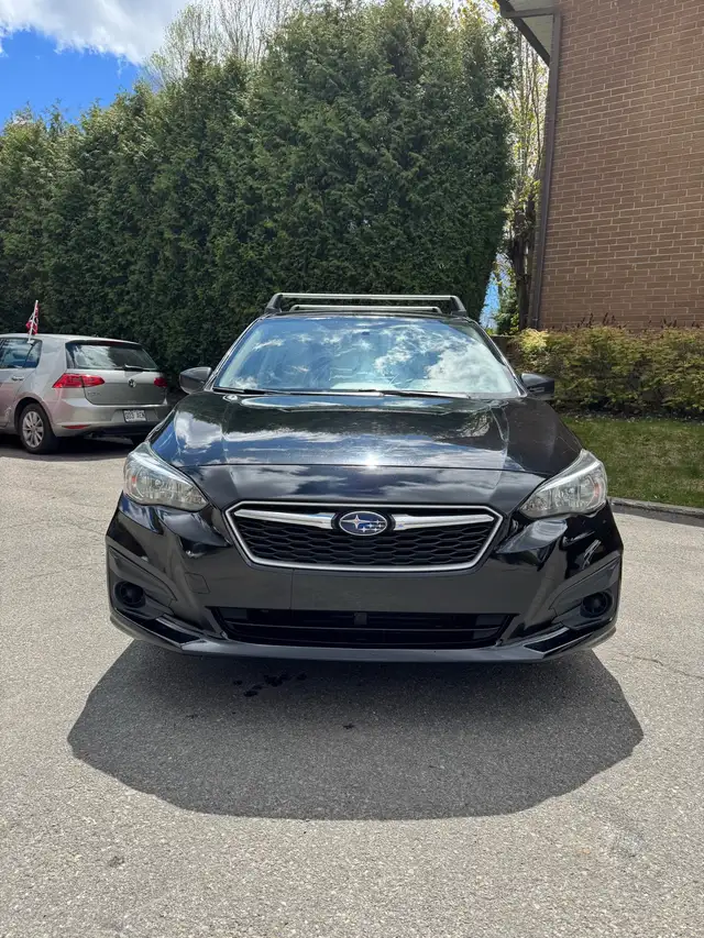 Subaru Impreza 2017  in Cars & Trucks in City of Montréal - Image 3