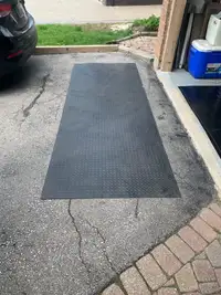 Garage rubber mats