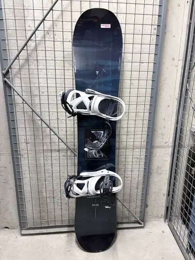 Complete Snowboard Set: Salomon 152 + Burton Binding + Vans Boot, View more