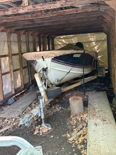 been all stripped inside, so this is a project have all parts c/w built in gas tank and 75 HP marine...