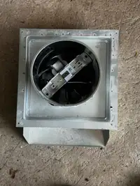 Ceiling fan / vent
