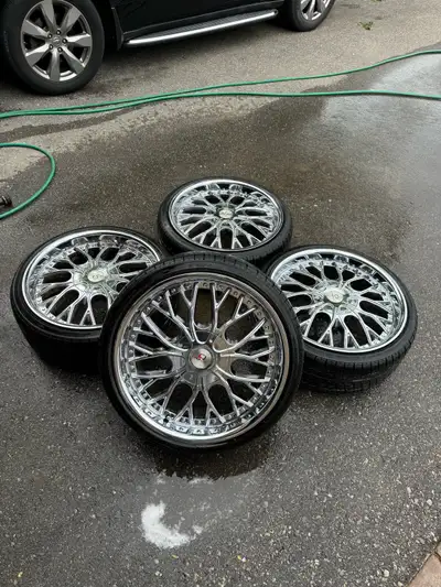 Used 20 inch rims and tire set of 4 20 inch rims Bmw rims Audi rims Mercedes rims - Original chrome...