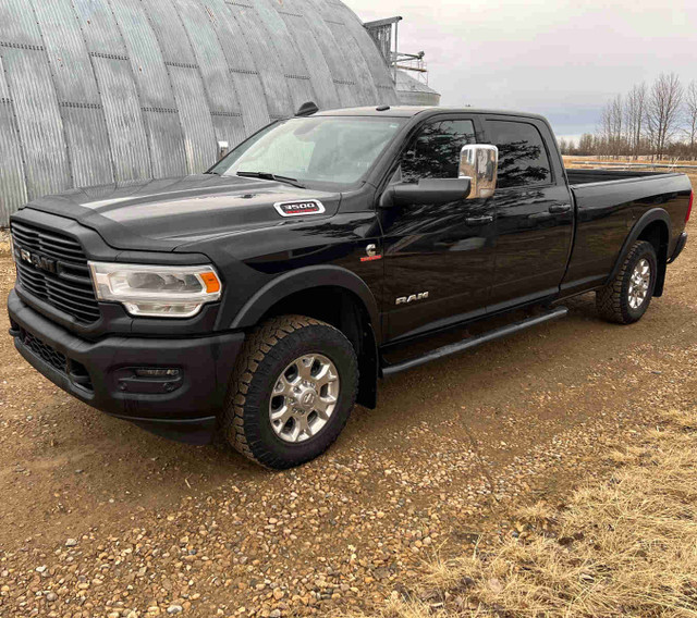 2019 RAM 3500 Laramie Long Box Diesel SRW in Cars & Trucks in Grande Prairie