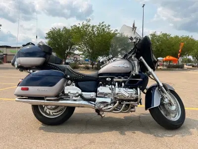 2000 Honda Valkyrie - American Model with very low mileage 16600 original miles - Very well maintain...