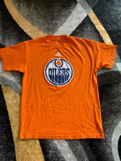 Edmonton Oilers T-Shirt Adidas Size Medium Good Condition