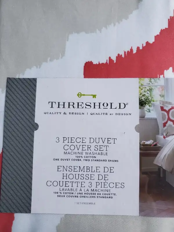 Duvet cover set - Full/Queen size in Bedding in Oakville / Halton Region - Image 4