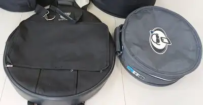 Drums and cymbals bags.4 YOUR DRUM SET, View more