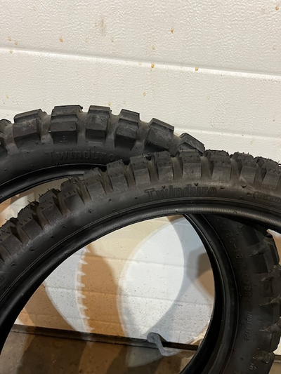 I took these off of my new KTM 350. I used them for 75km to break in the bike. Some dingleberries ha...