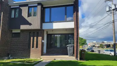 *Chambre à louer / Room for rent*
