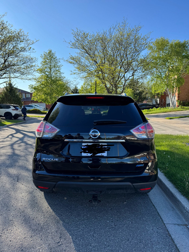2015 Nissan Rouge SV in Cars & Trucks in City of Toronto - Image 4