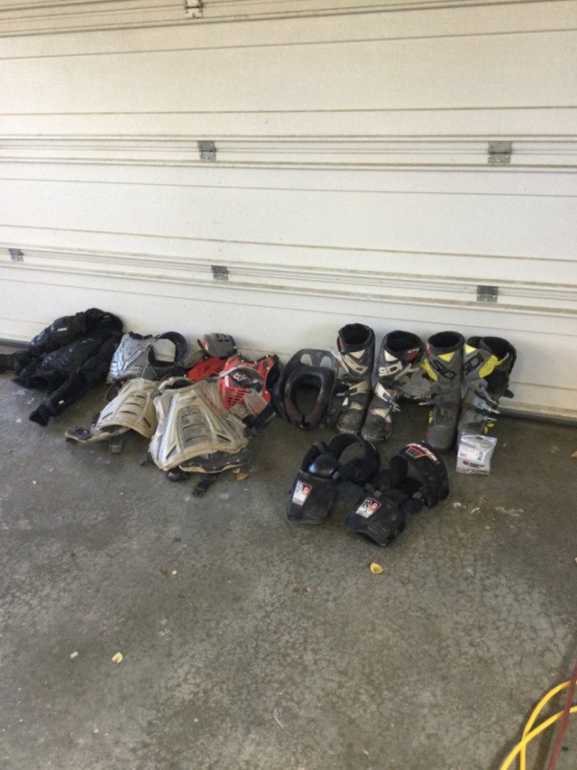 Motocross Gear in Dirt Bikes & Motocross in Red Deer