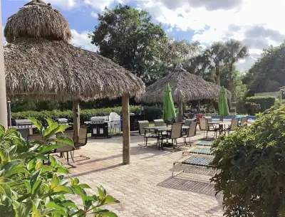 Condo lauderhill Floride 2 chambres, View more
